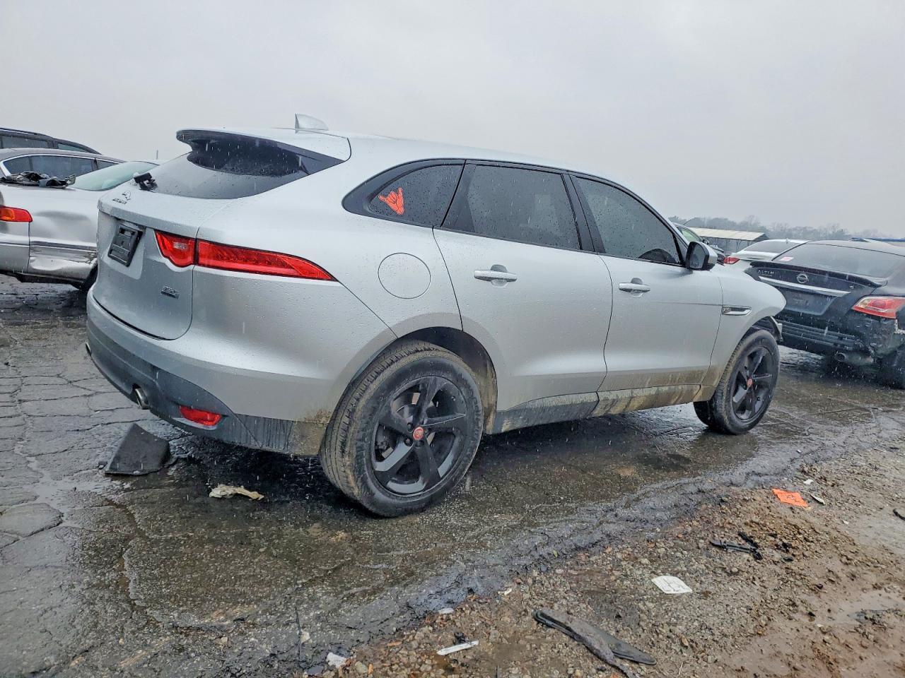 2017 Jaguar F-Pace - Image 3
