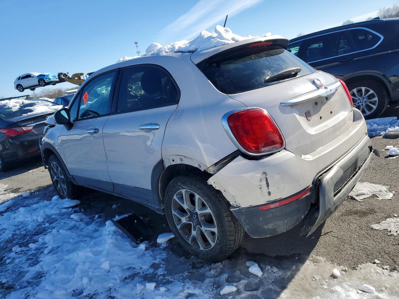 2016 Fiat 500X Trekking - Image 2