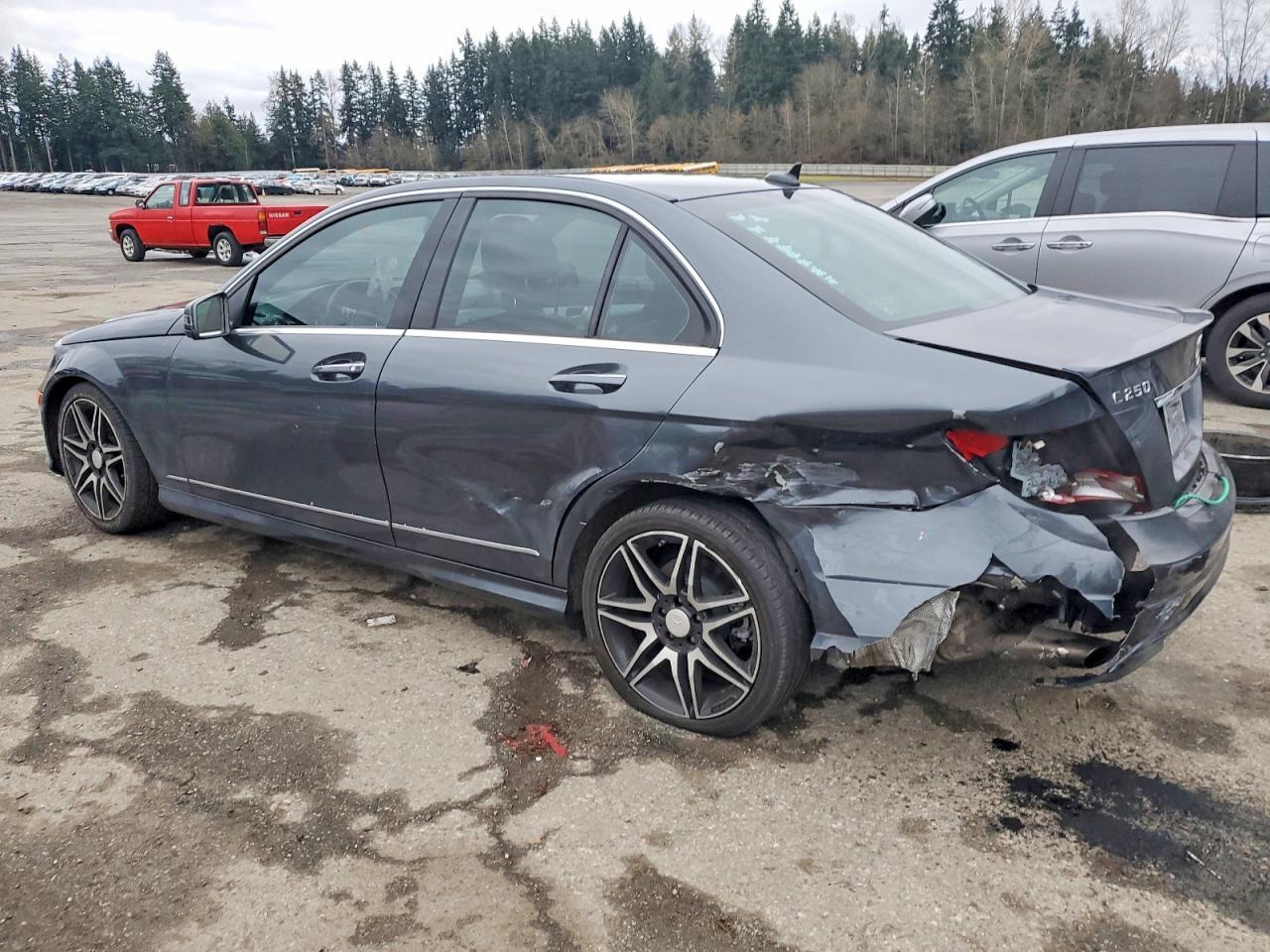 2013 Mercedes-Benz C 250 - Image 2