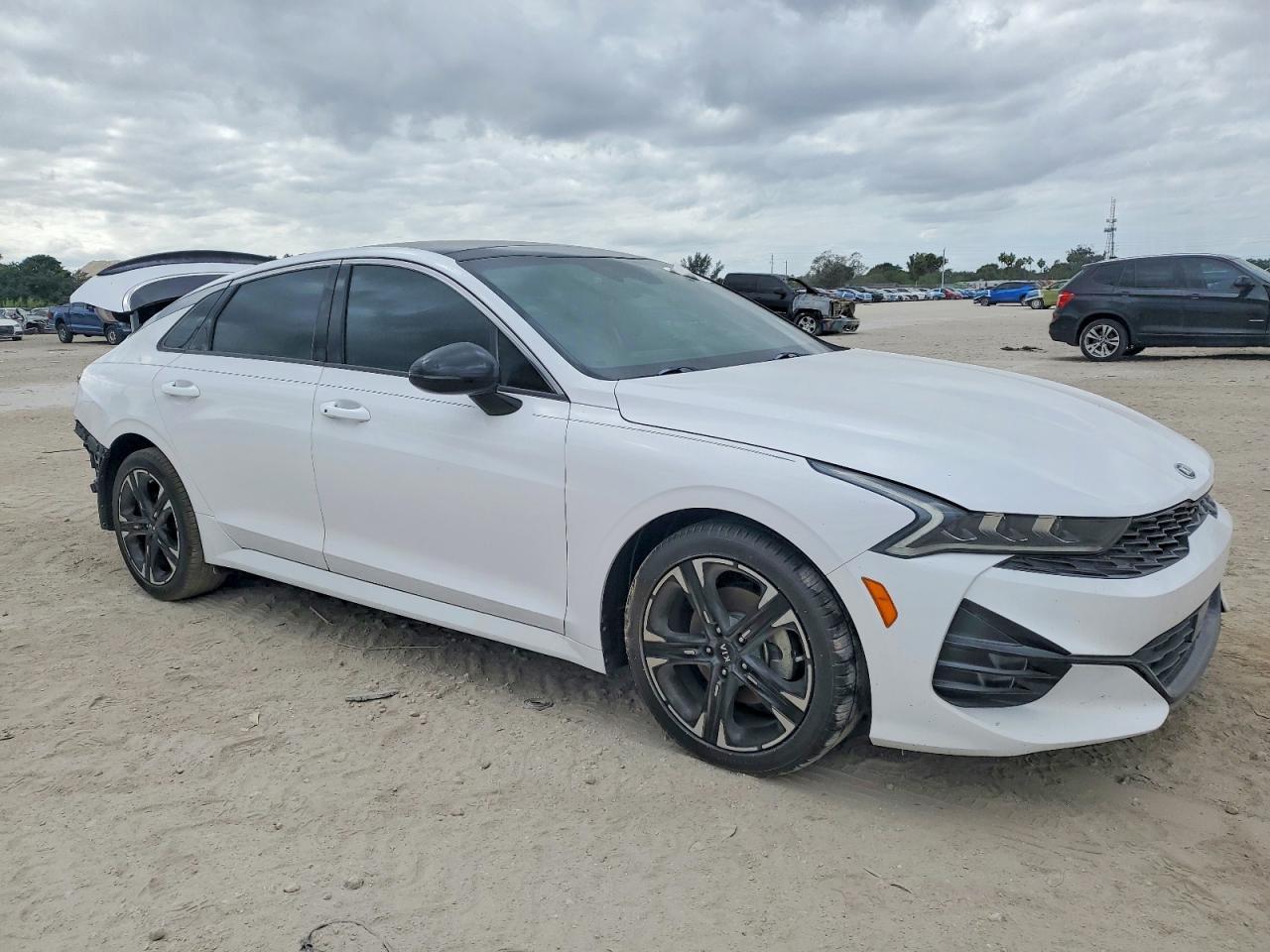 2021 Kia K5 Gt Line - Image 4