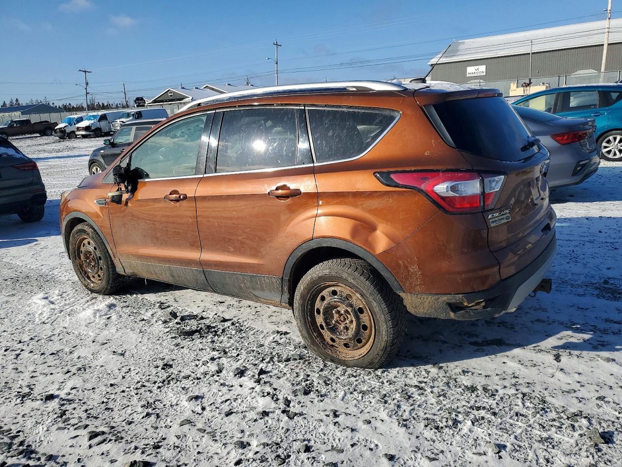 2017 Ford Escape Titanium - Фото 2
