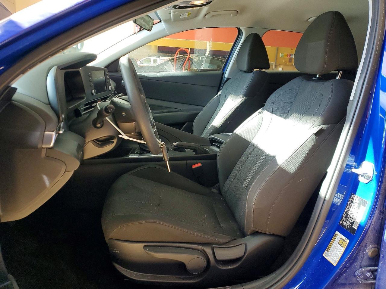 2025 Hyundai Elantra Se - Фото 7