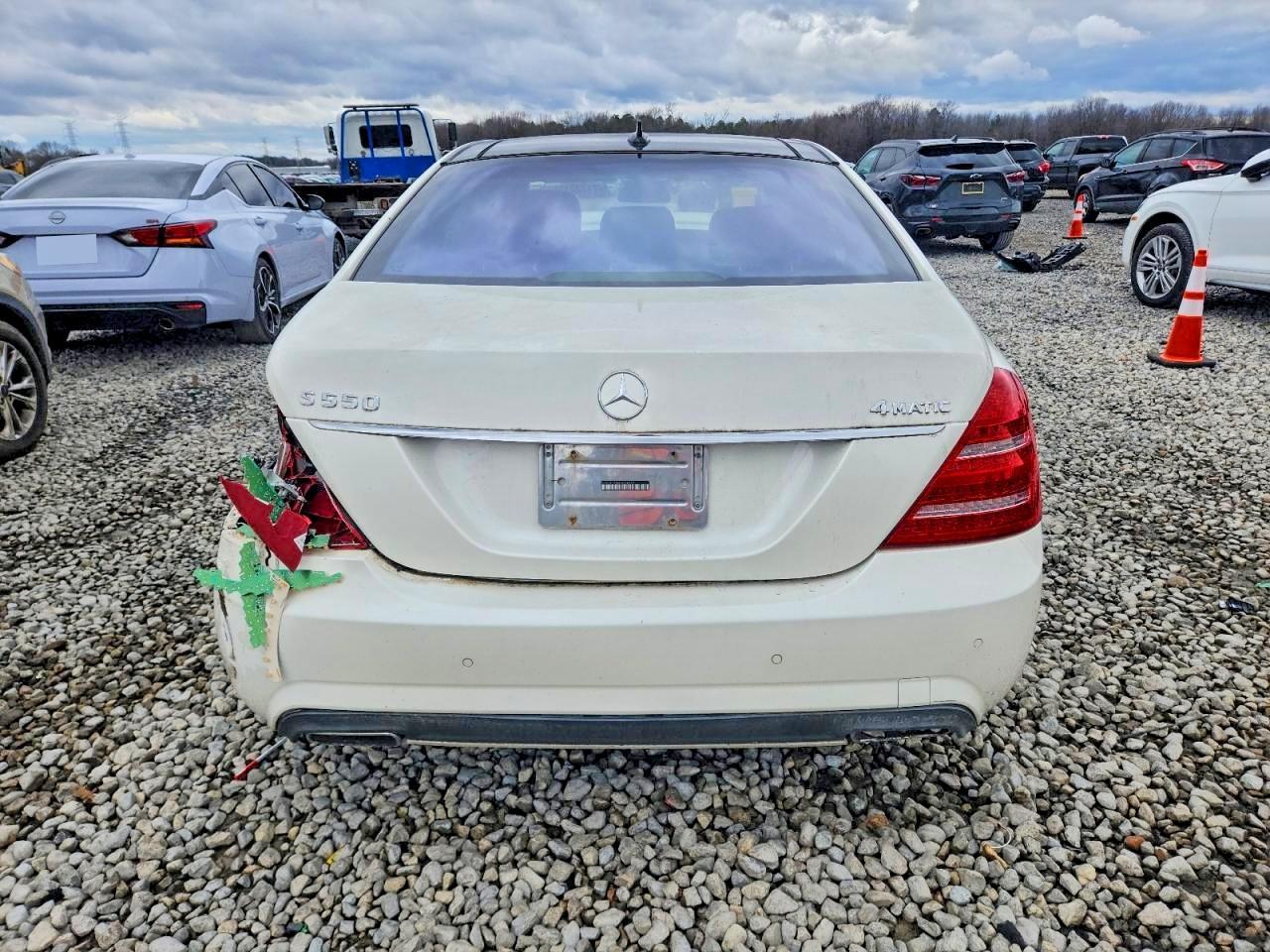 2012 Mercedes-Benz S 550 4Matic - Image 6
