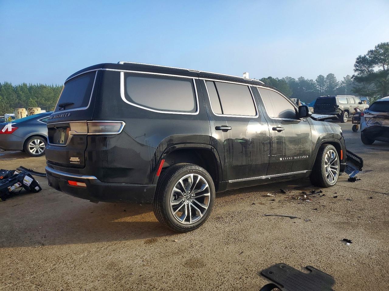 2023 Jeep Grand Wagoneer Series Ii - Фото 3