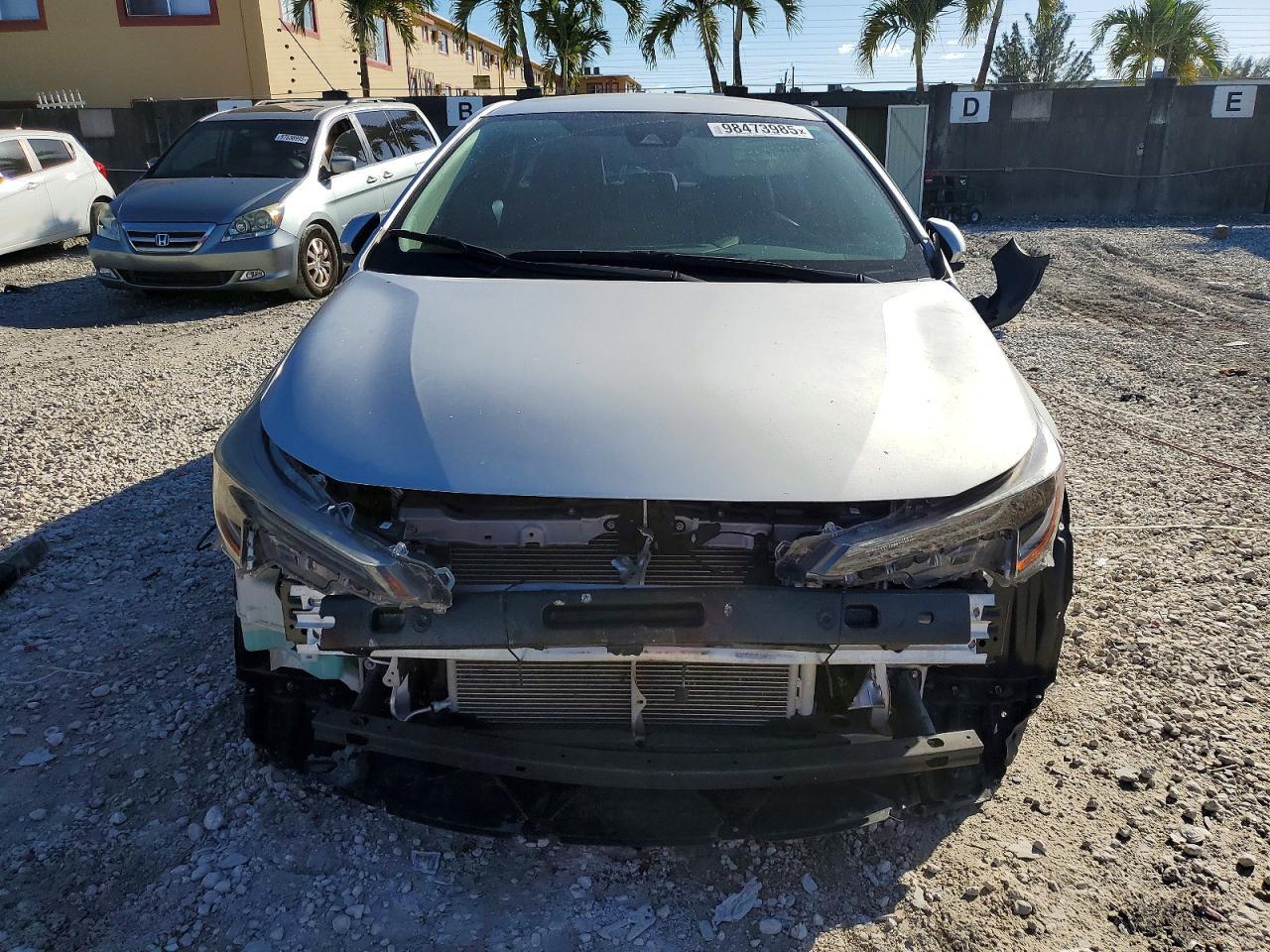 2020 Toyota Corolla Le - Фото 5