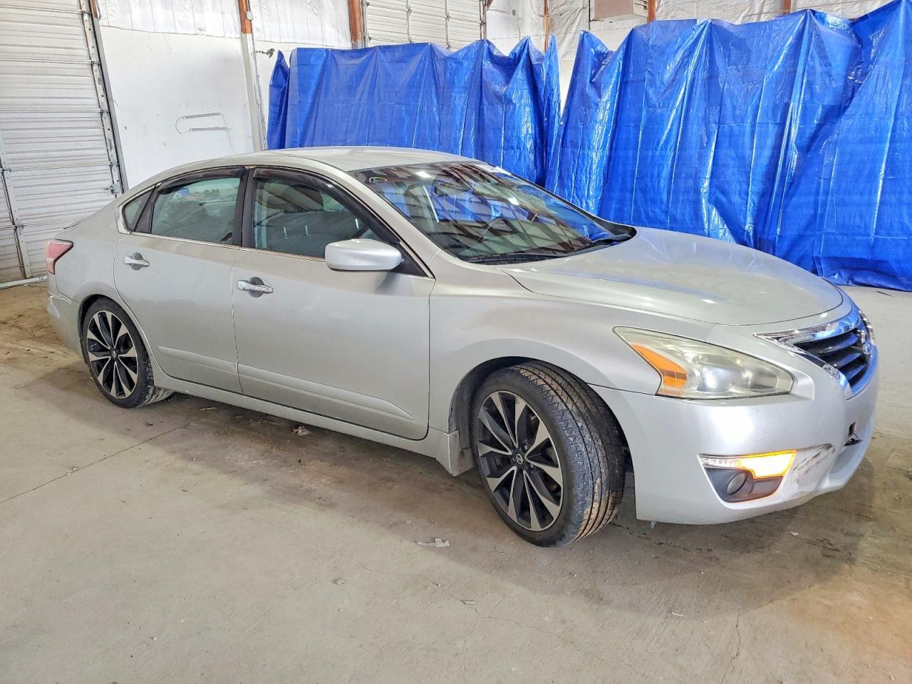 2015 Nissan Altima 2.5 - Фото 4