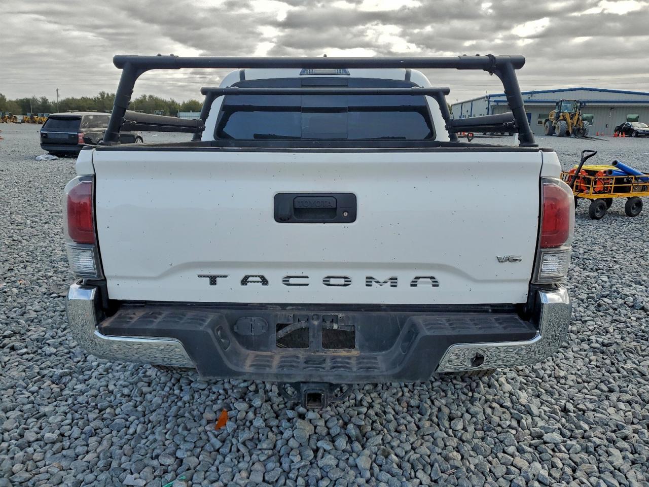 2020 Toyota Tacoma Double Cab - Фото 6