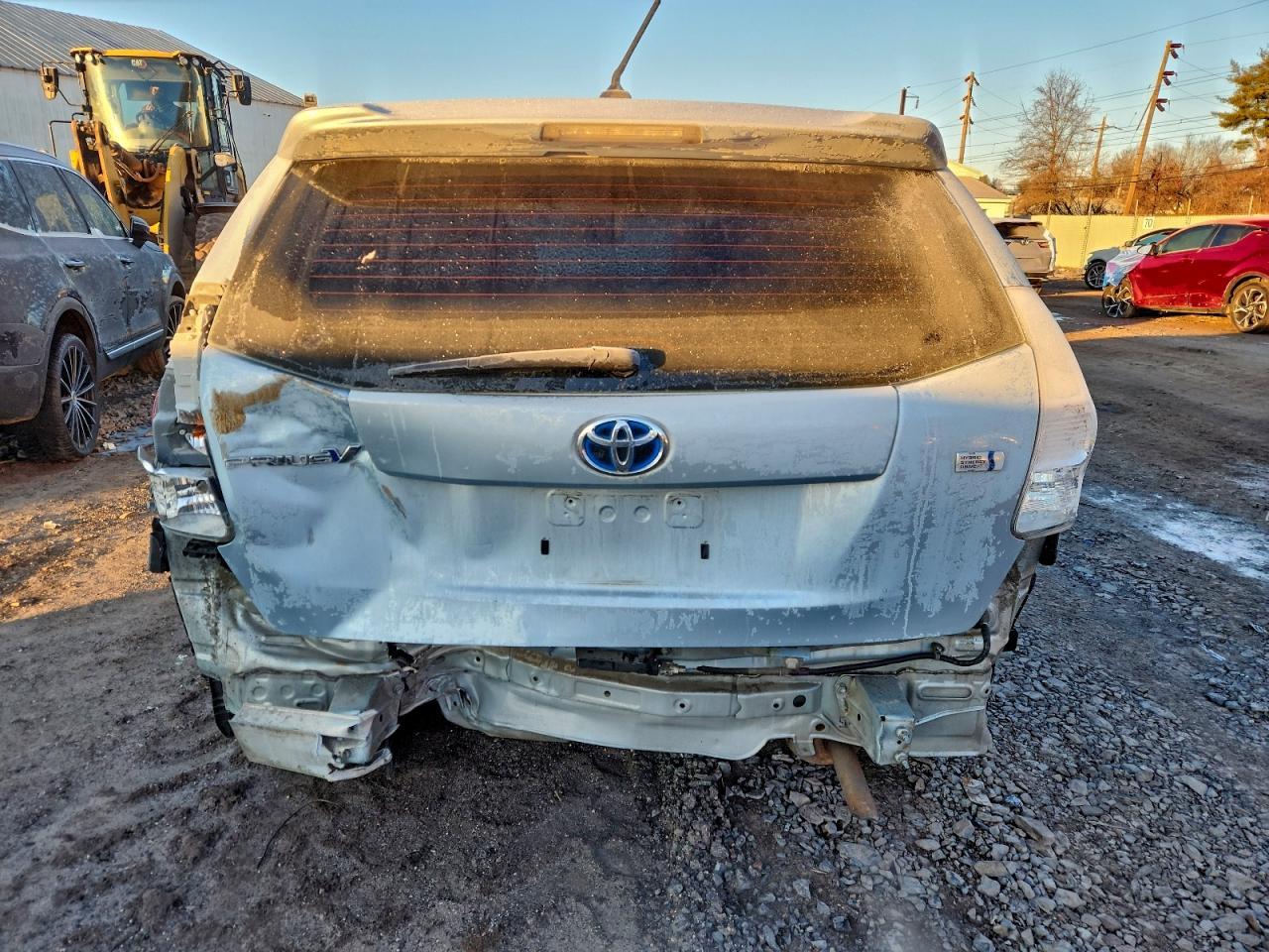 2012 Toyota Prius V - Фото 6