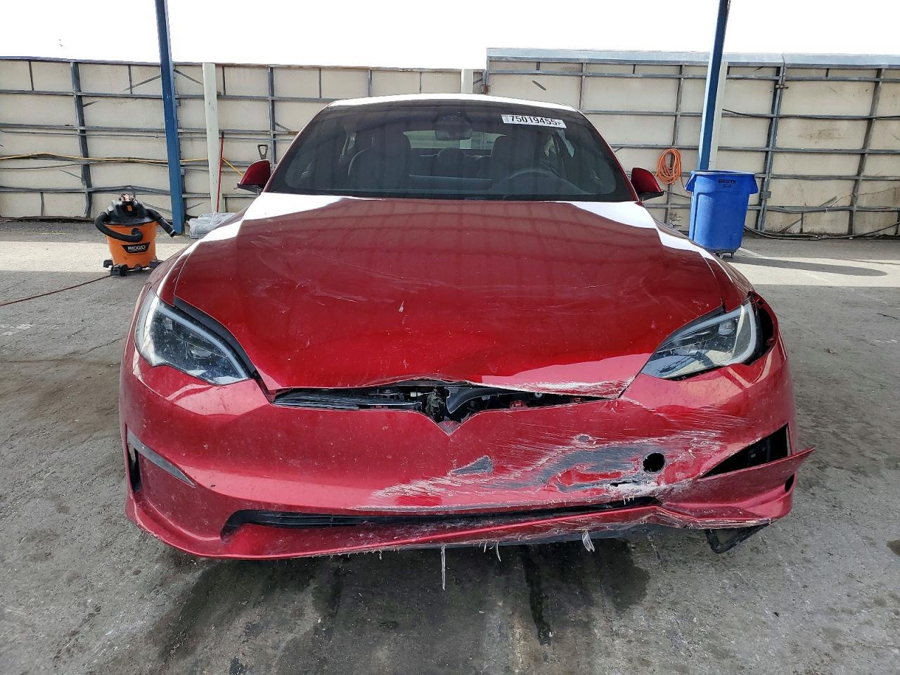 2023 Tesla Model S - Image 5