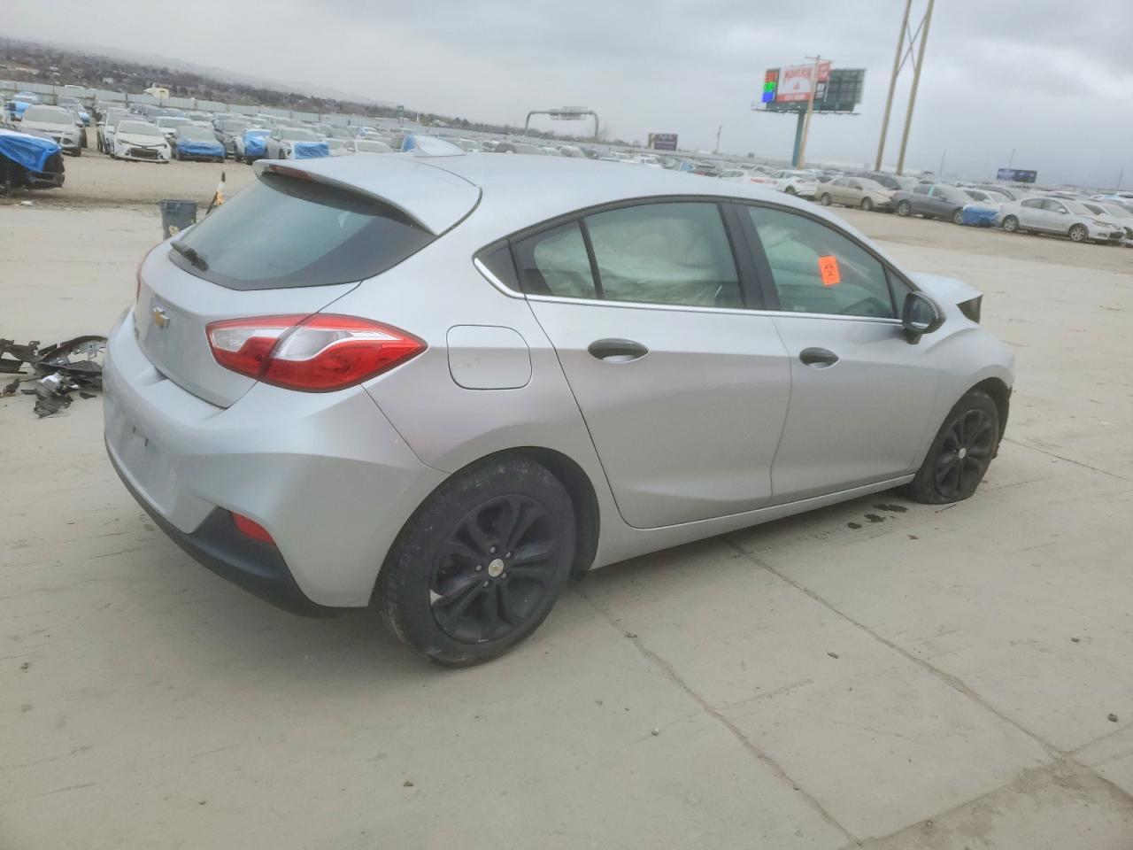 2019 Chevrolet Cruze Lt - Фото 3