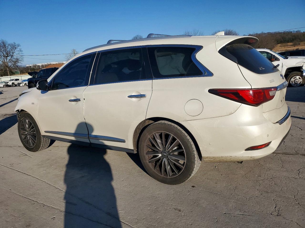 2016 Infiniti Qx60 - Image 2