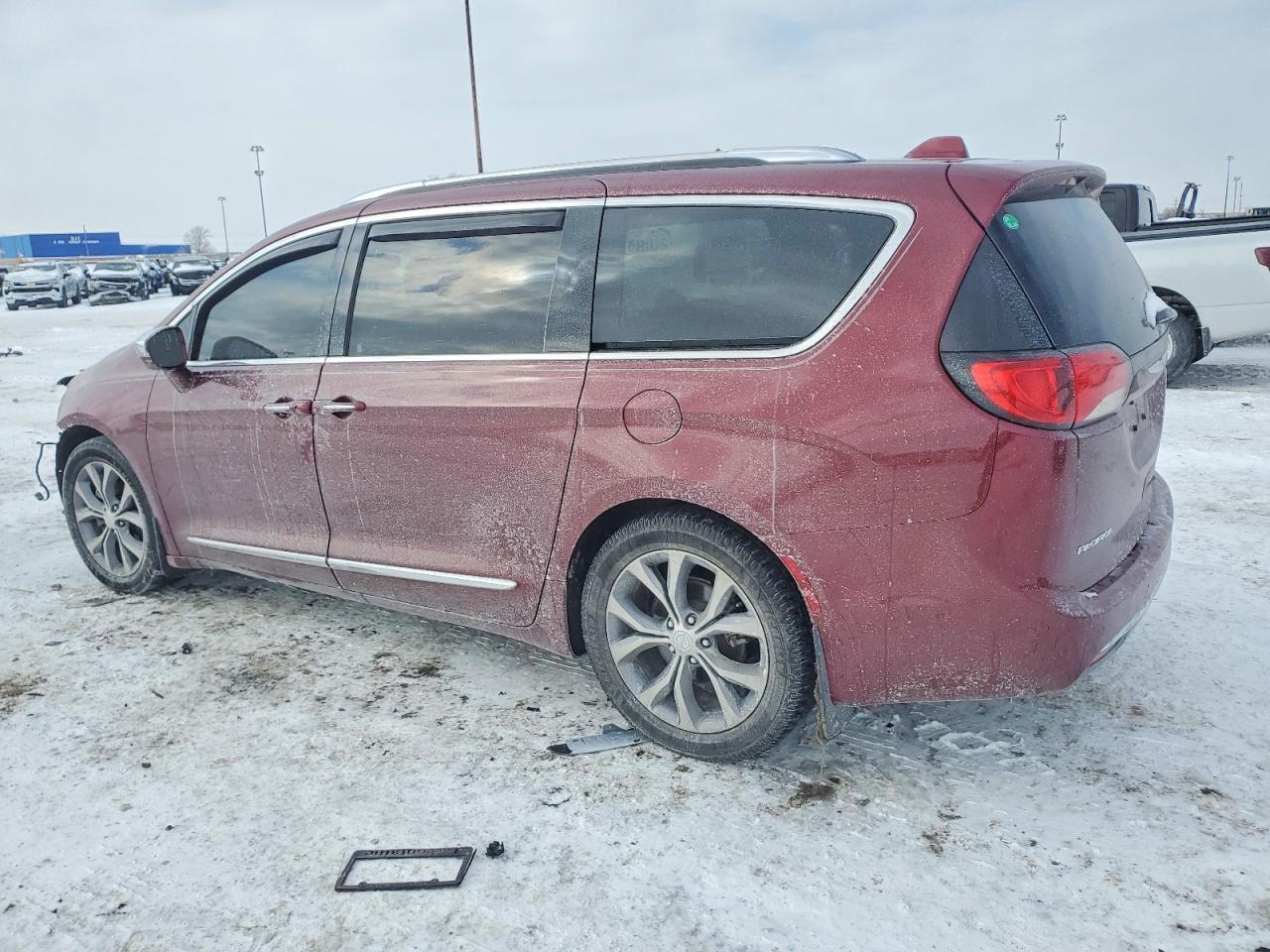 2020 Chrysler Pacifica Limited - Image 2