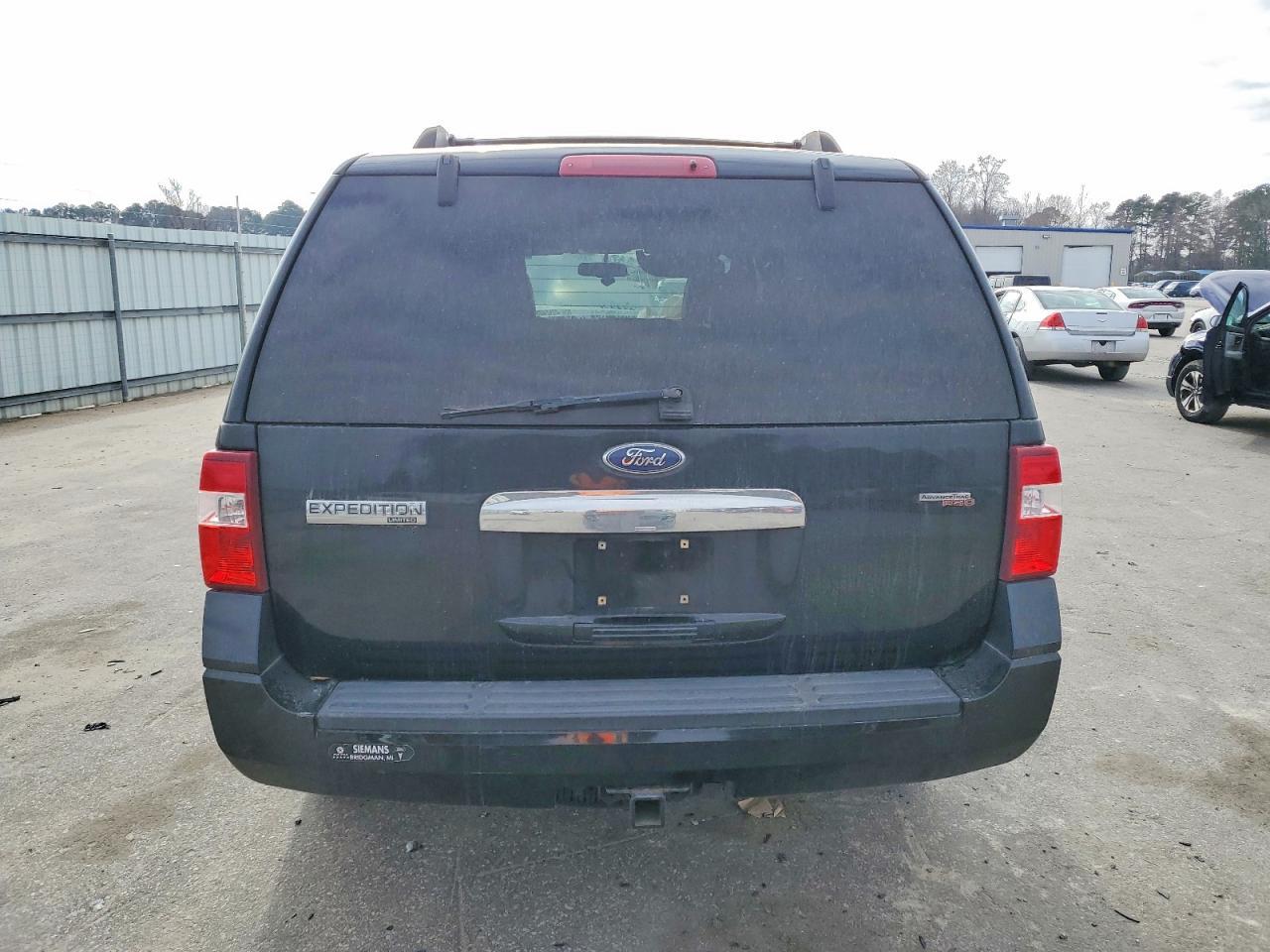 2007 Ford Expedition Limited - Image 6