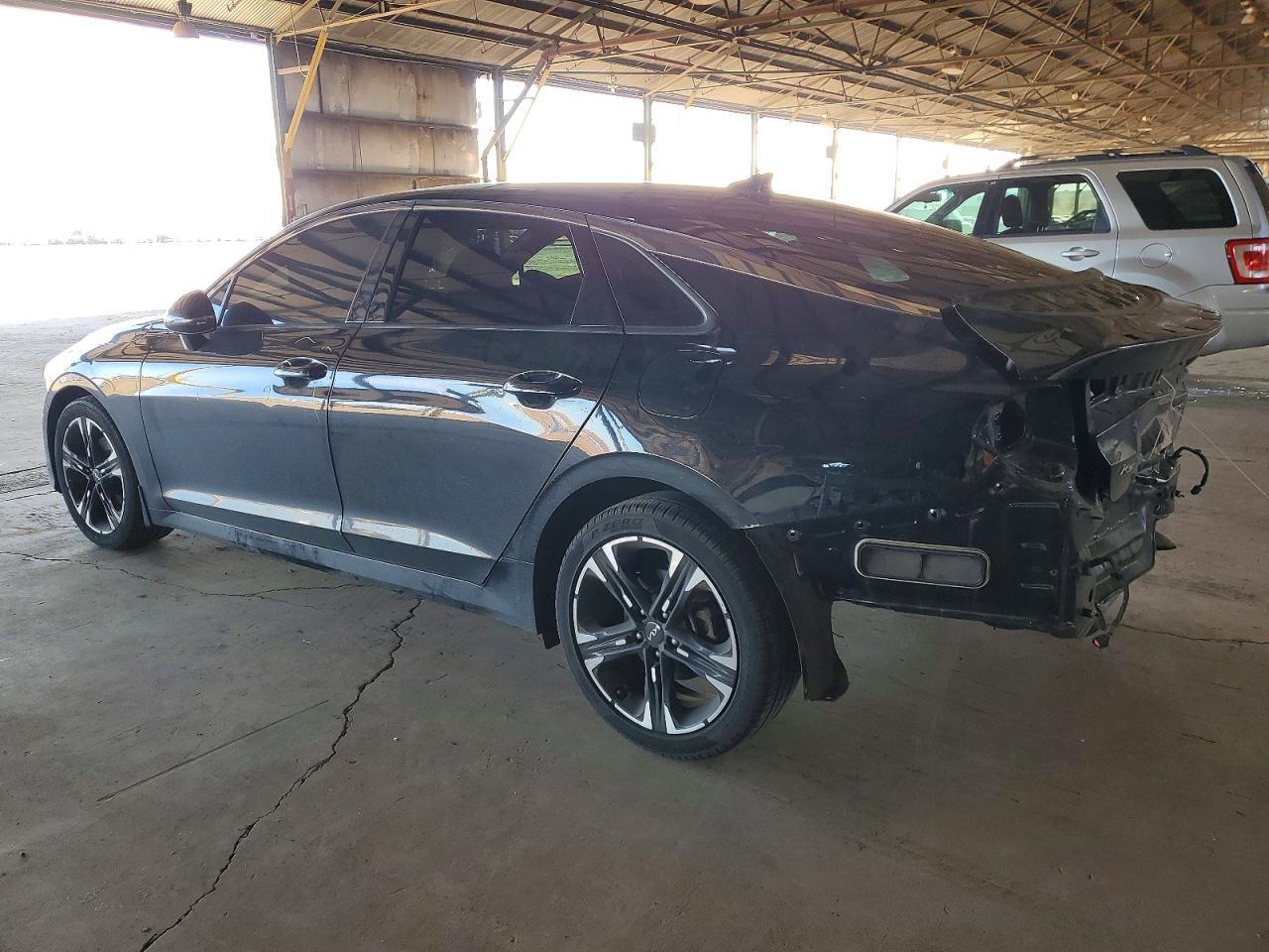 2022 Kia K5 Gt Line - Image 2