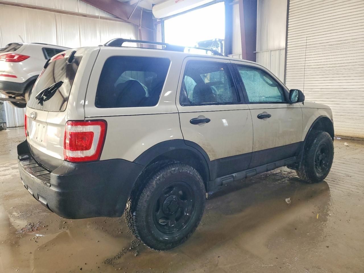 2009 Ford Escape Xlt - Image 3