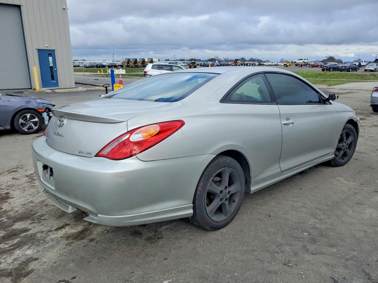 2005 Toyota Camry Solara Se - Image 3