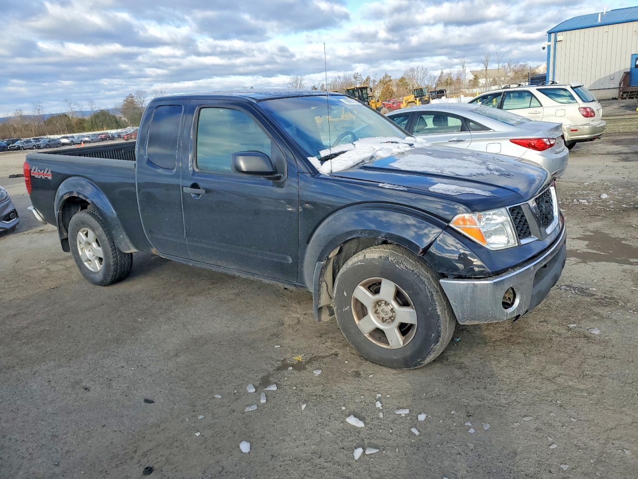 2007 Nissan Frontier - Image 4