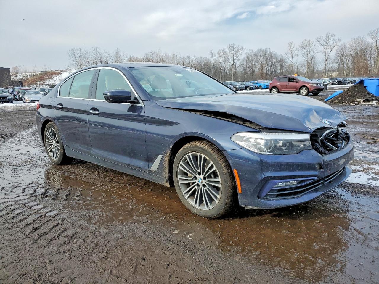 2017 BMW 530 Xi - Image 4