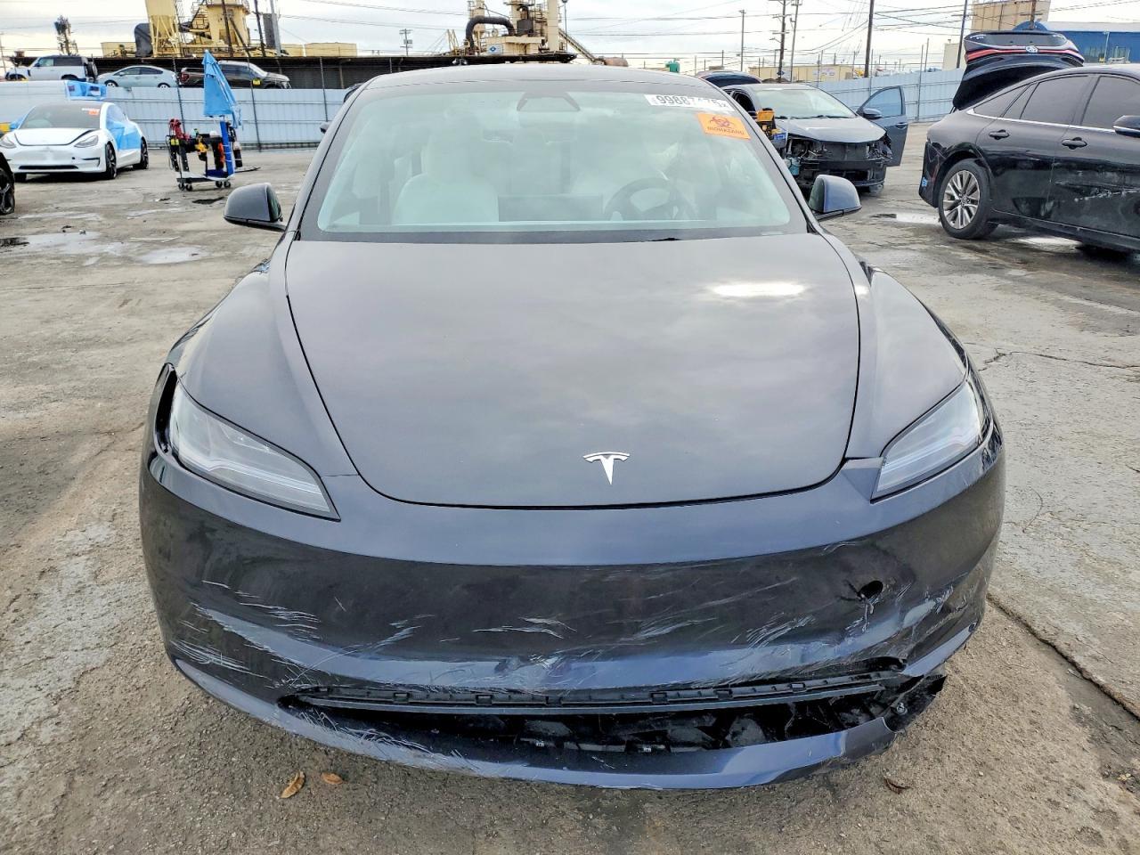 2025 Tesla Model 3 - Image 5