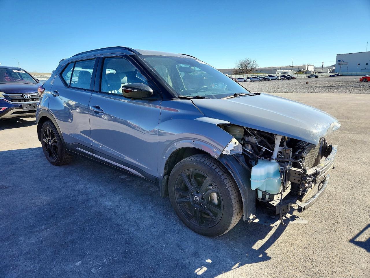 2022 Nissan Kicks Sr - Фото 4