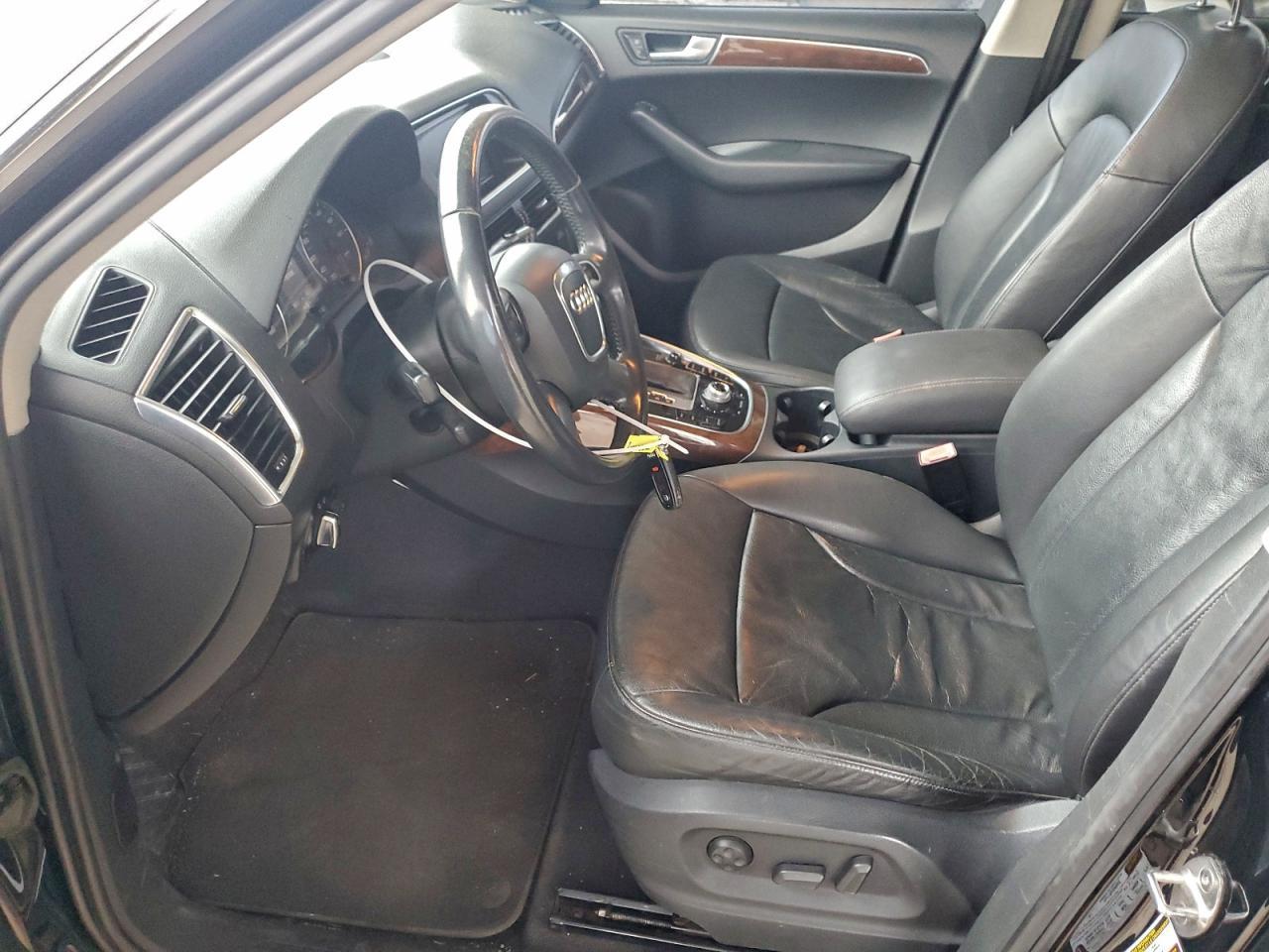 2010 Audi Q5 Premium Plus - Image 7