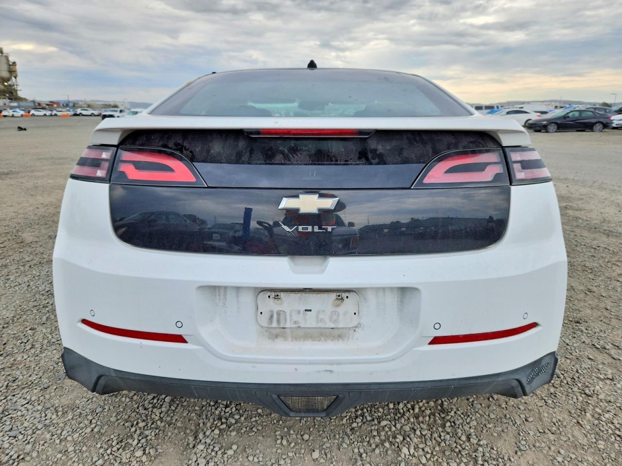 2012 Chevrolet Volt - Image 6