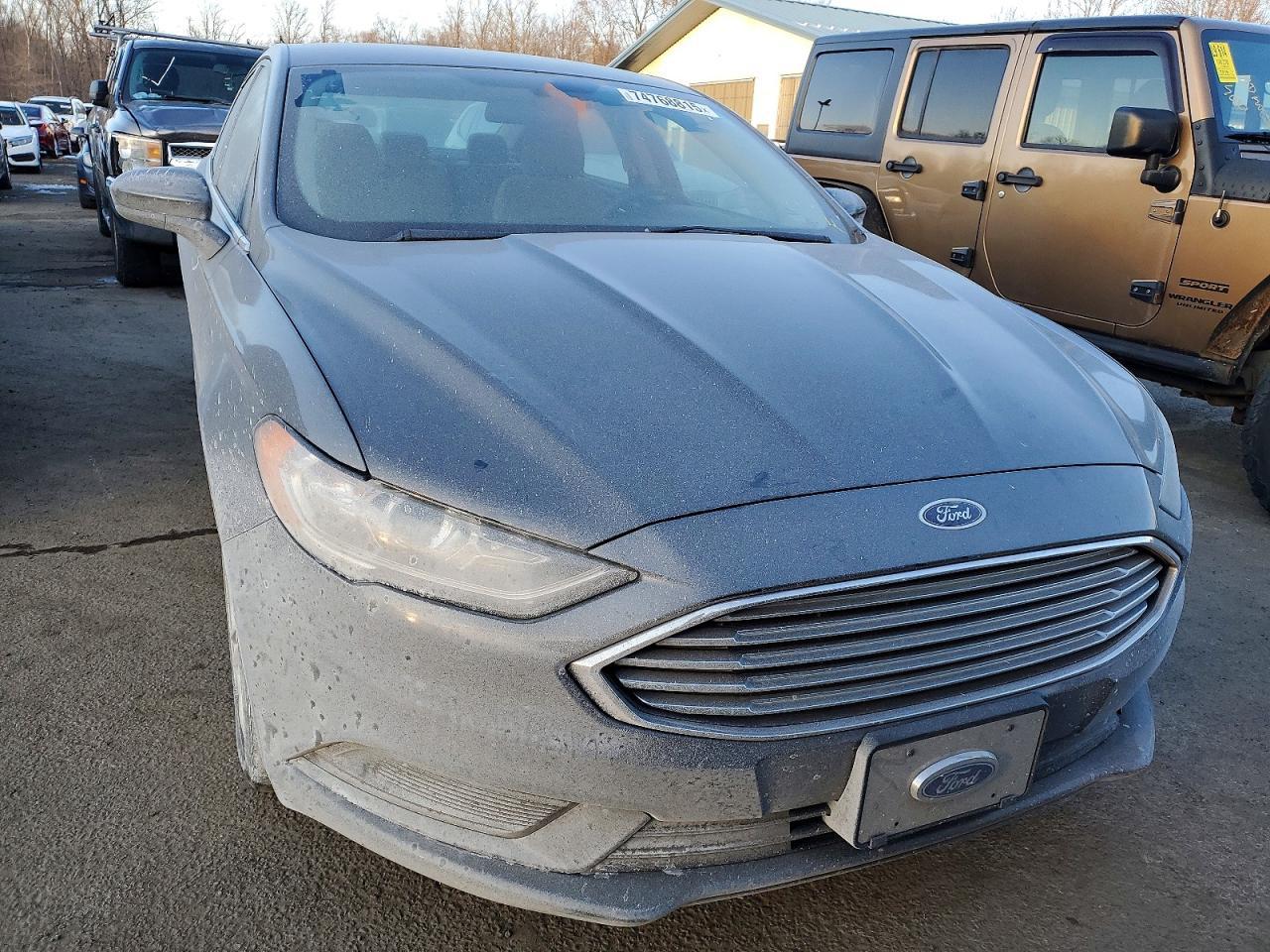 2018 Ford Fusion S Hybrid - Image 5