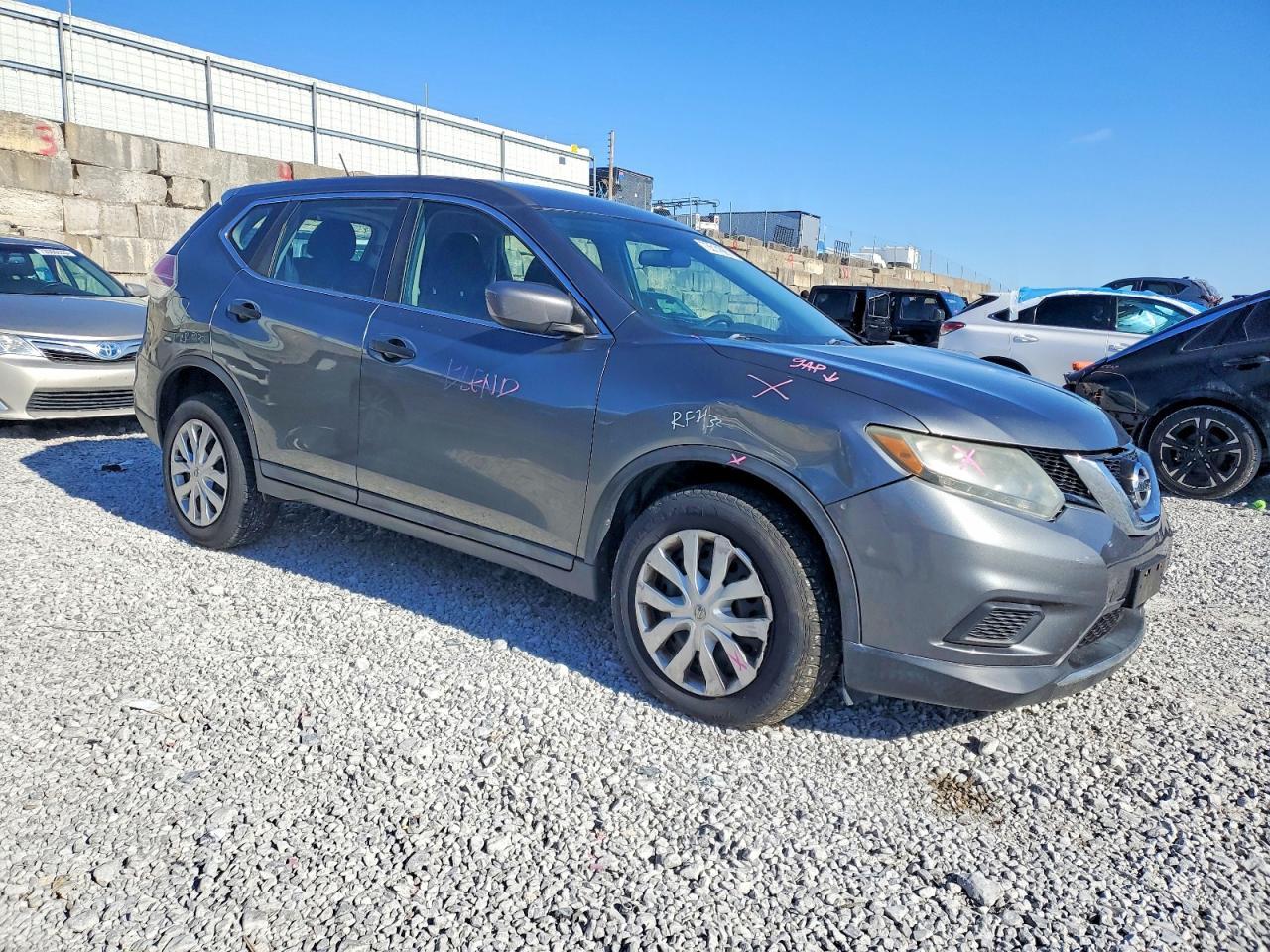 2016 Nissan Rogue S - Image 4