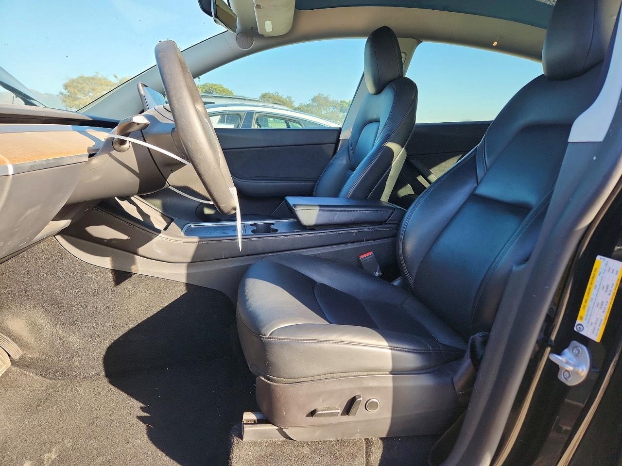 2022 Tesla Model Y - Image 7