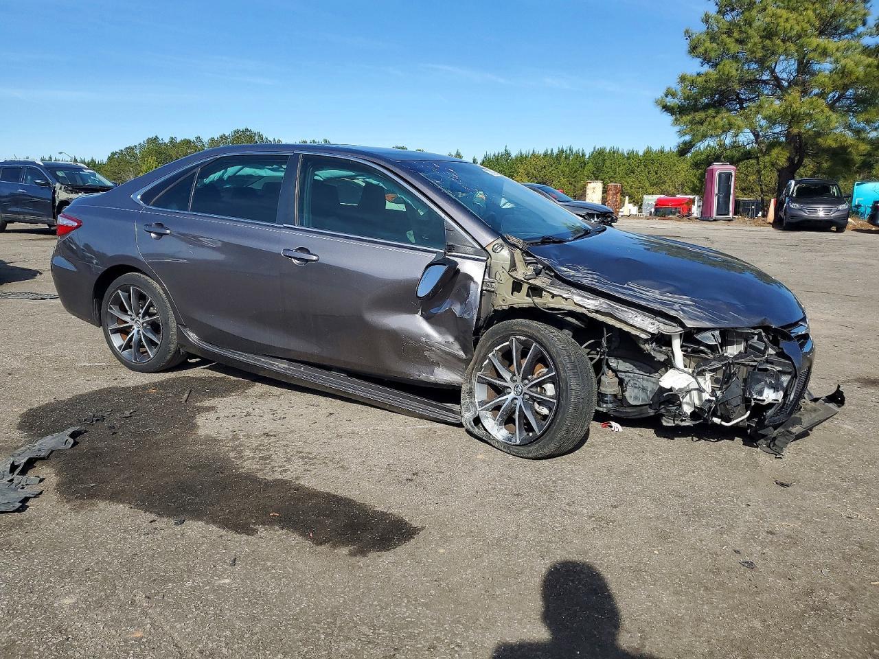 2015 Toyota Camry Xse - Фото 4