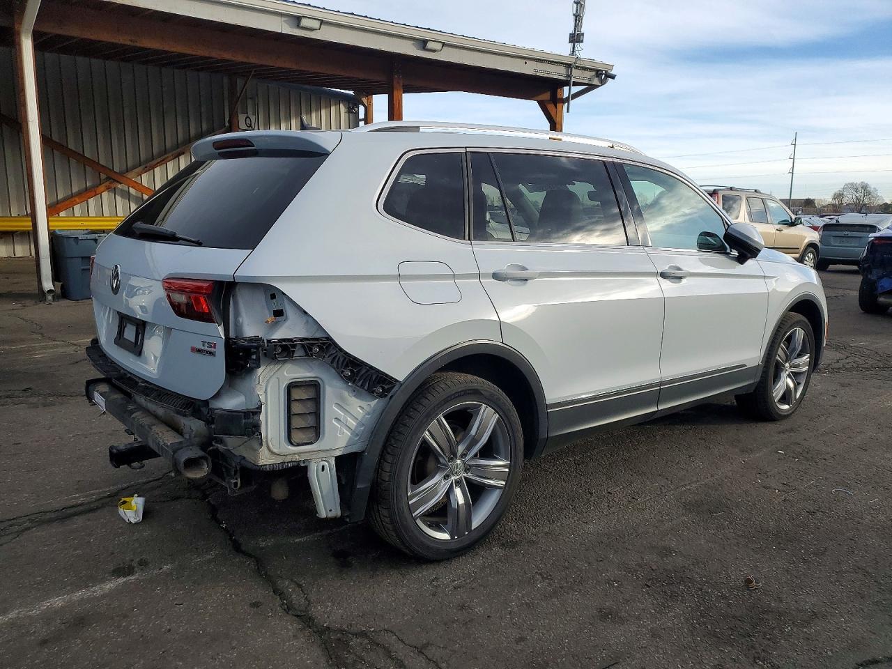 2018 Volkswagen Tiguan Sel Premium - Фото 3