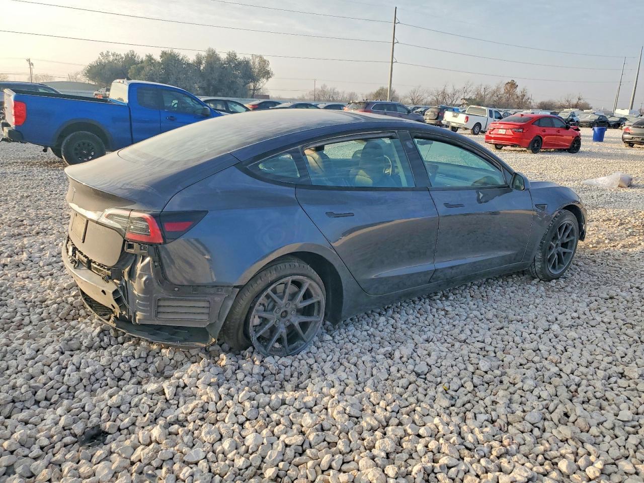 2023 Tesla Model 3 - Image 3