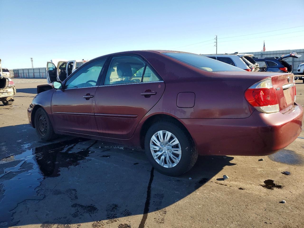 2006 Toyota Camry Le - Фото 2