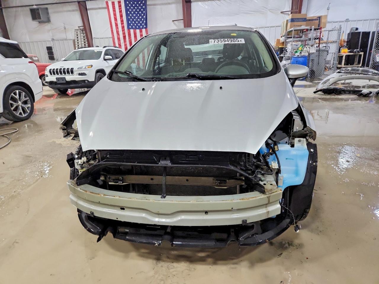 2018 Ford Fiesta Se - Фото 5