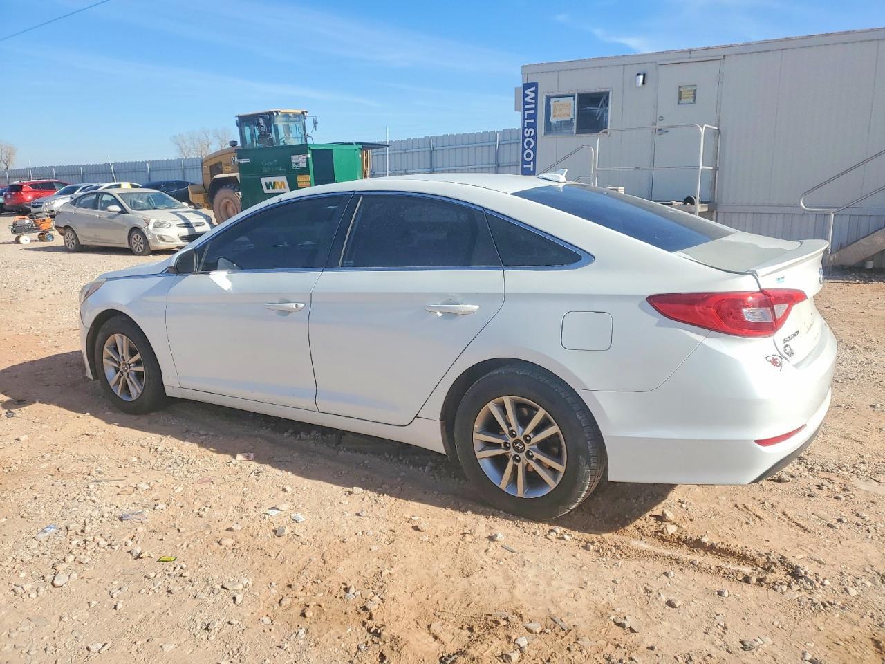 2016 Hyundai Sonata Se - Фото 2