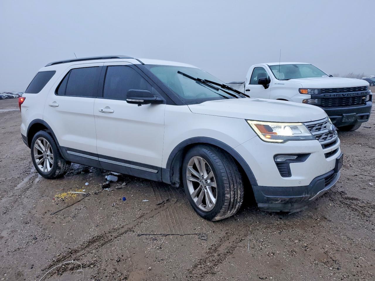 2018 Ford Explo Xl - Фото 4