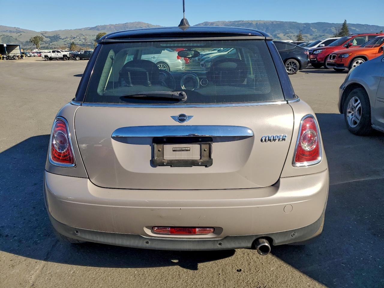 2012 Mini Cooper - Image 6