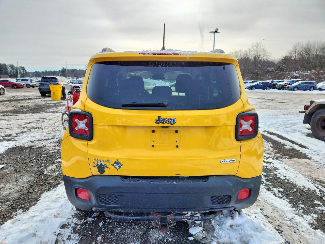 2016 Jeep Renegade Latitude - Image 6