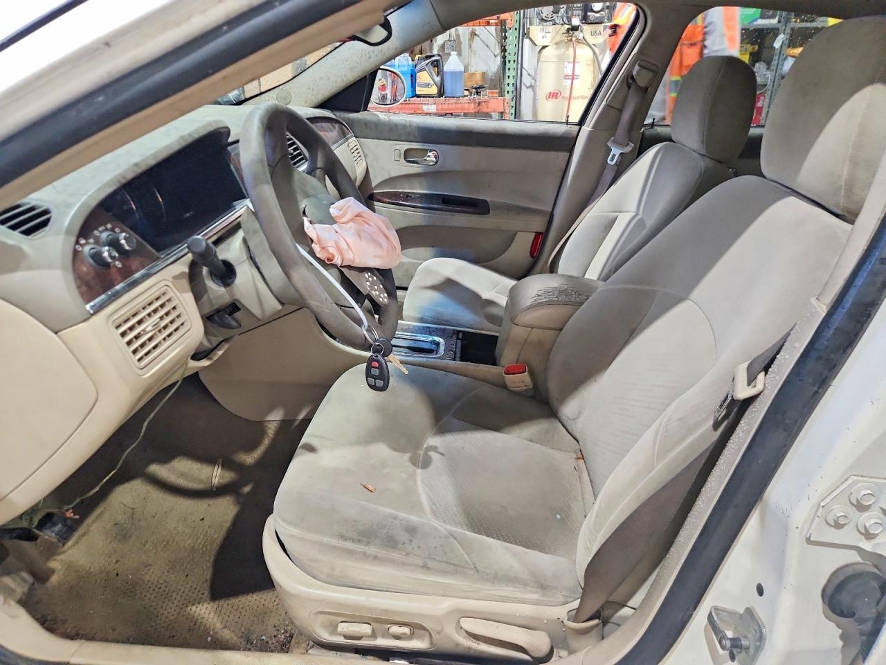 2007 Buick Lacrosse Cx - Image 7
