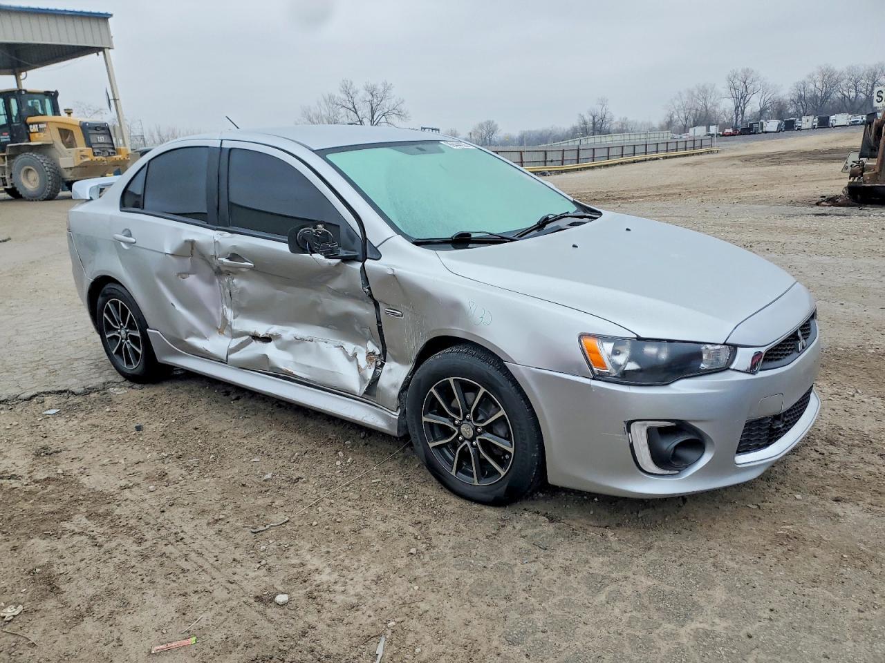 2017 Mitsubishi Lancer Es - Фото 4
