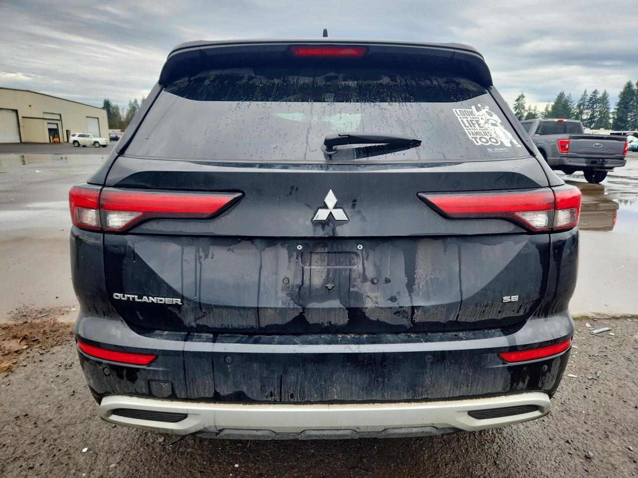 2022 Mitsubishi Outlander Se - Фото 6