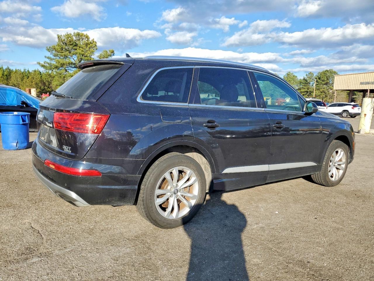 2017 Audi Q7 Premium Plus - Фото 3