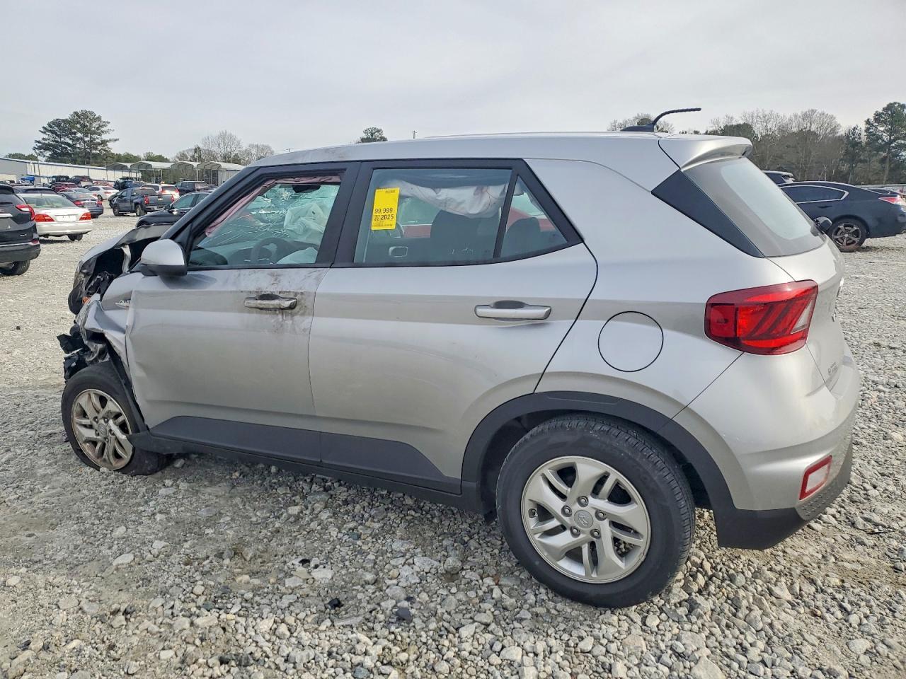 2025 Hyundai Venue Se - Фото 2