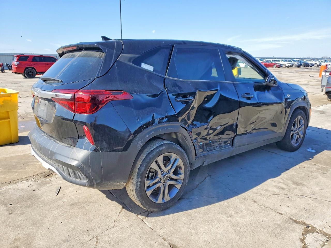 2023 Kia Seltos Lx - Фото 3