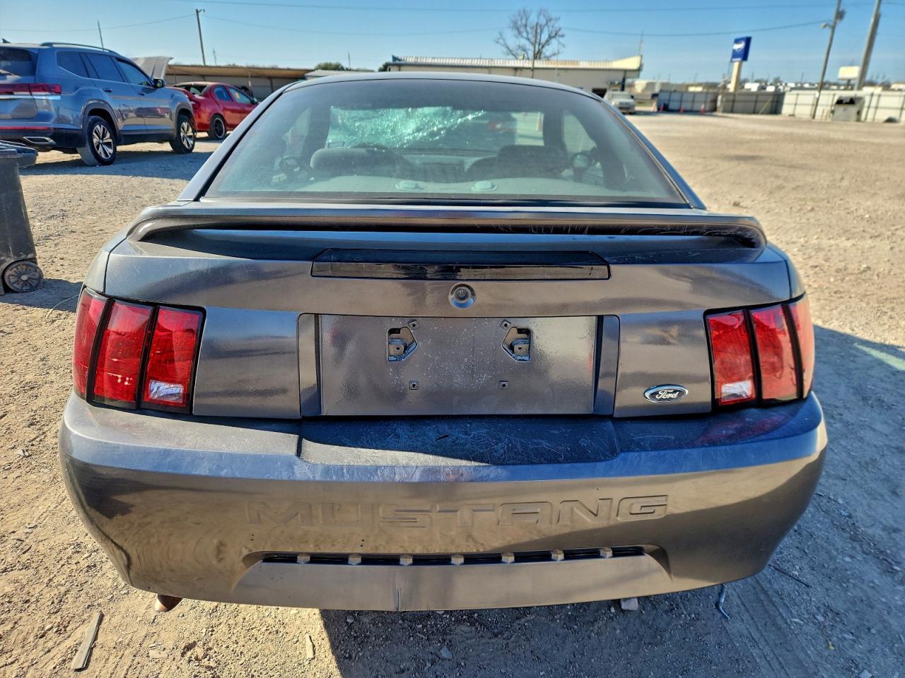 2004 Ford Mustang - Image 6