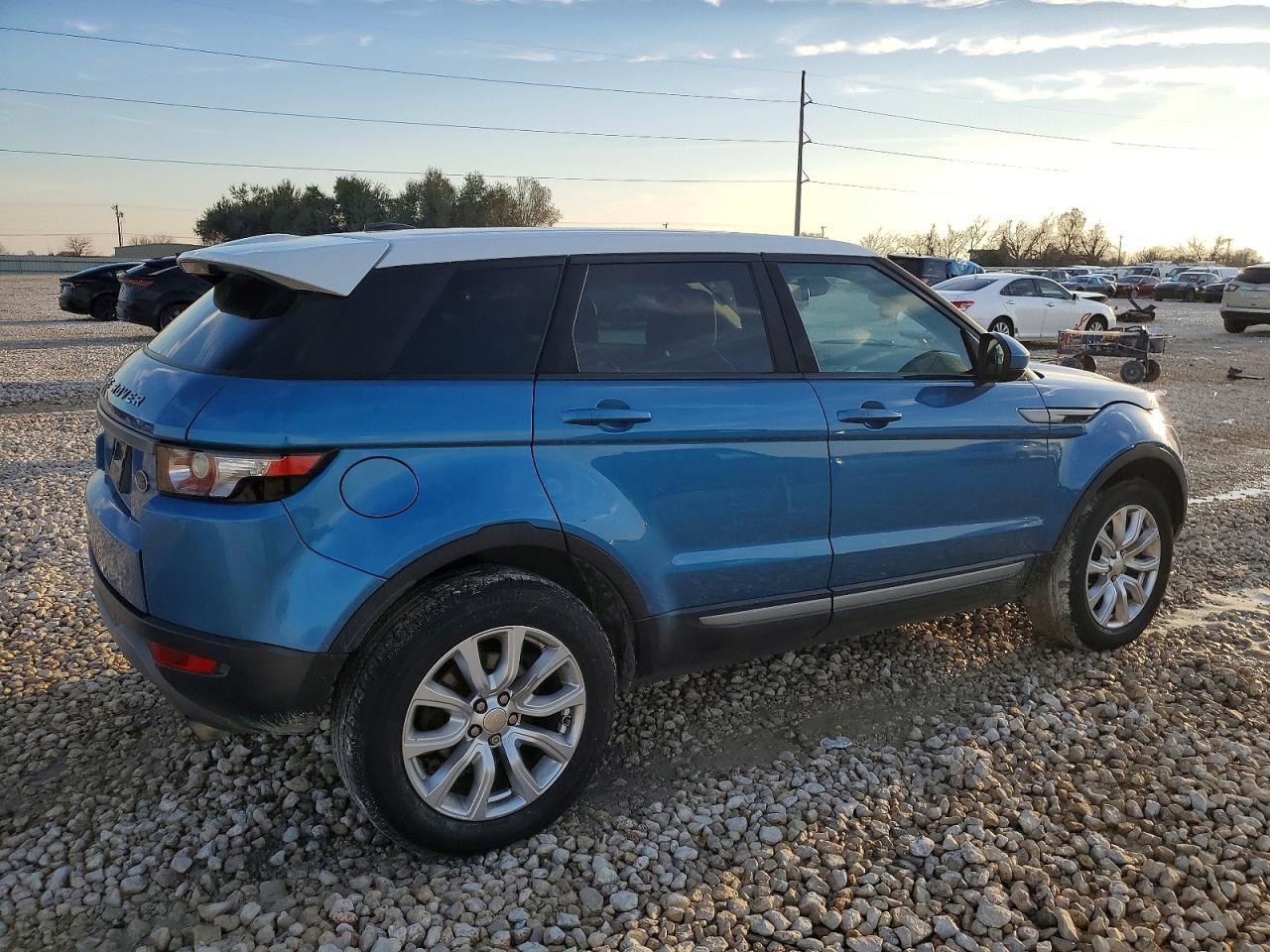 2015 Land Rover Range Rover Evoque Pure - Фото 3