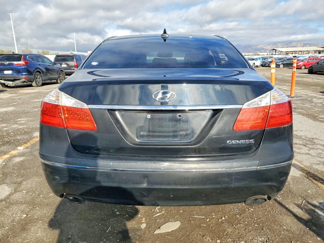 2009 Hyundai Genesis 3.8L - Image 6