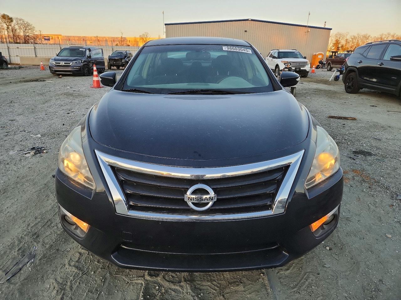 2013 Nissan Altima 2.5 - Фото 5