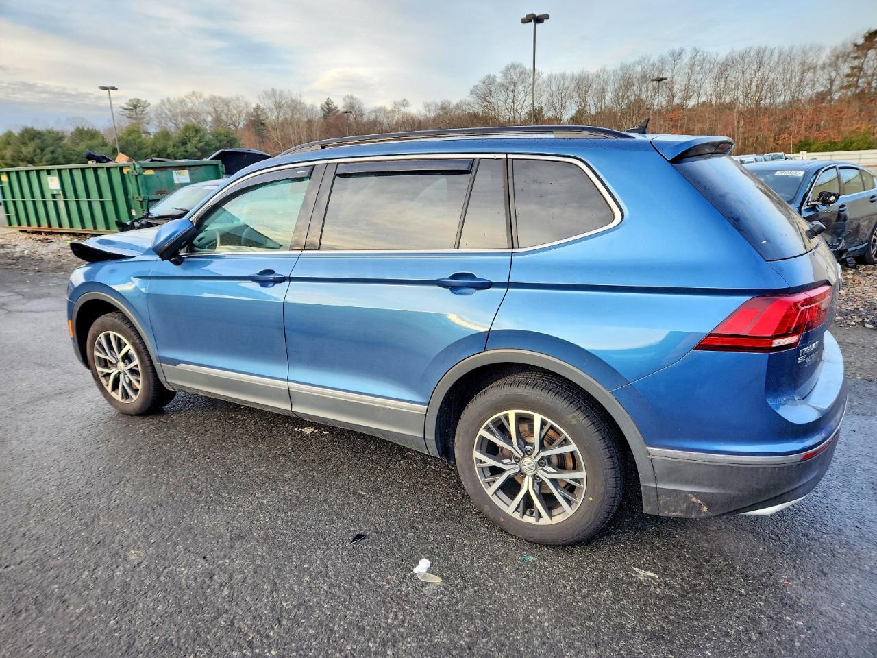 2020 Volkswagen Tiguan Se - Image 2
