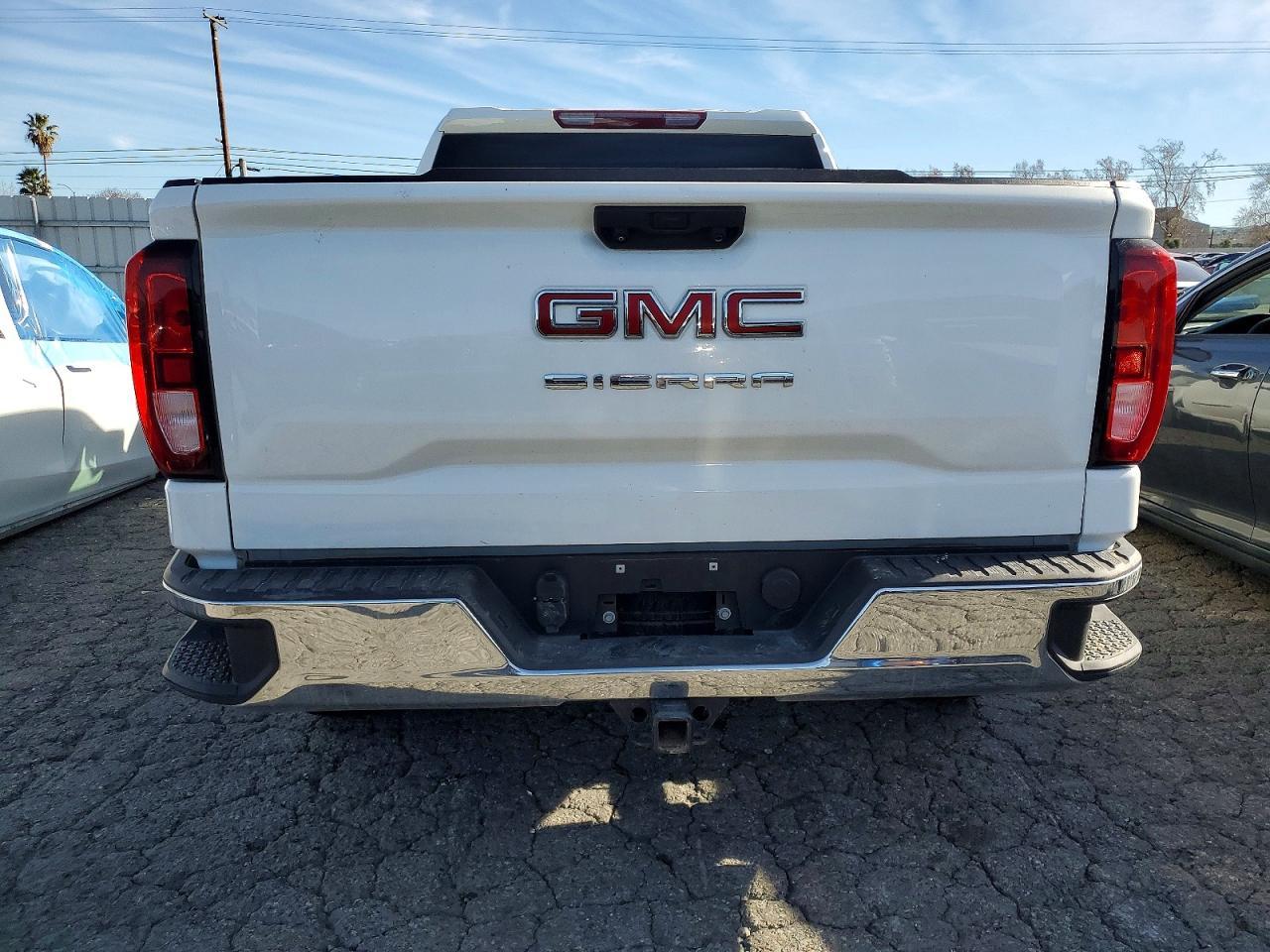2022 GMC Sierra K1500 - Image 6